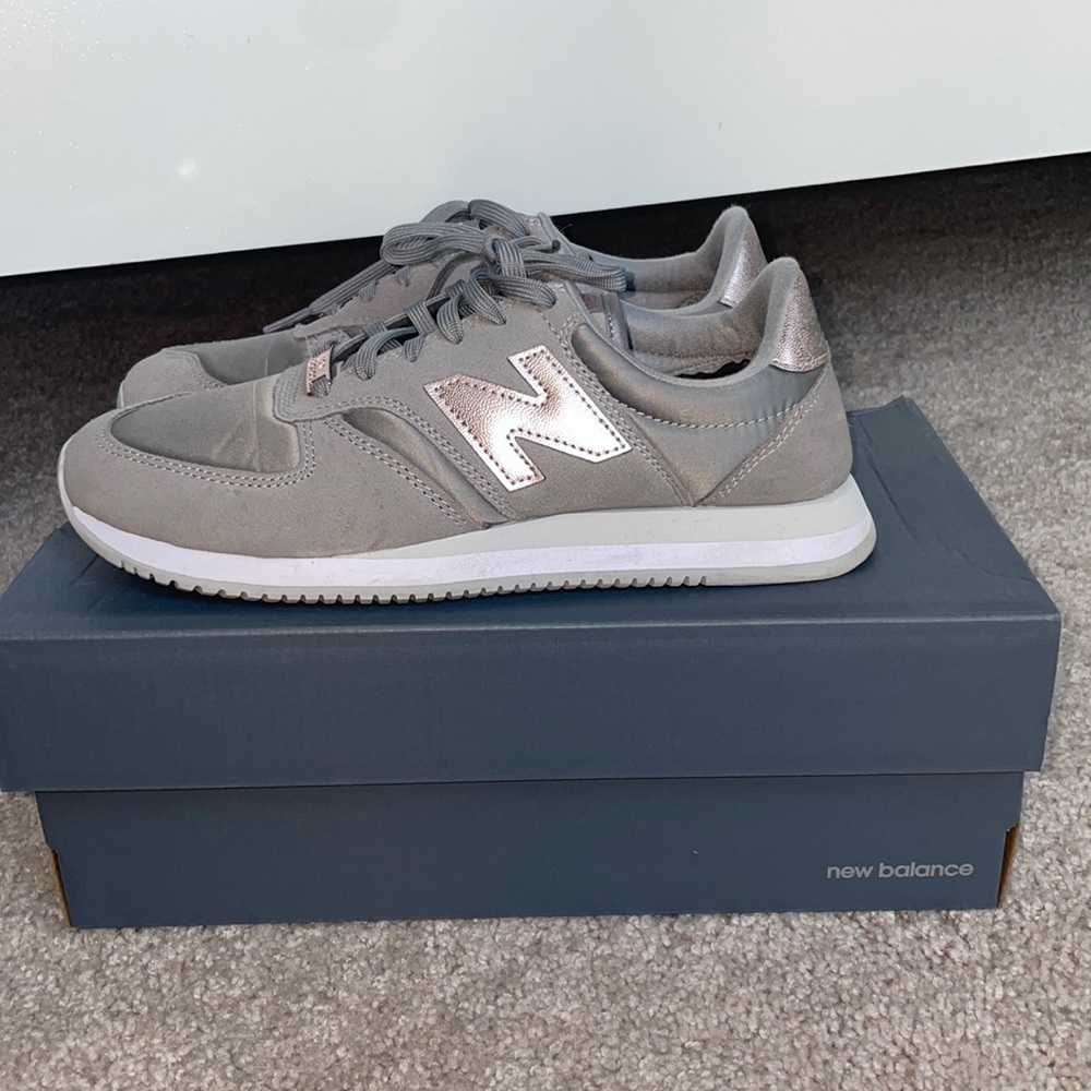 Women’s New Balance 420 Grey Pink 8